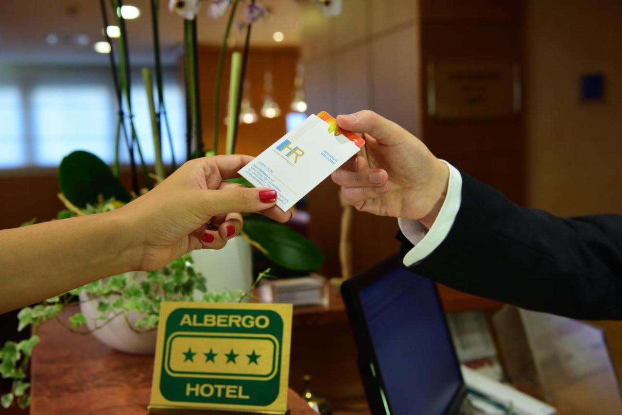 Hotel Raffaello Milano Esterno foto