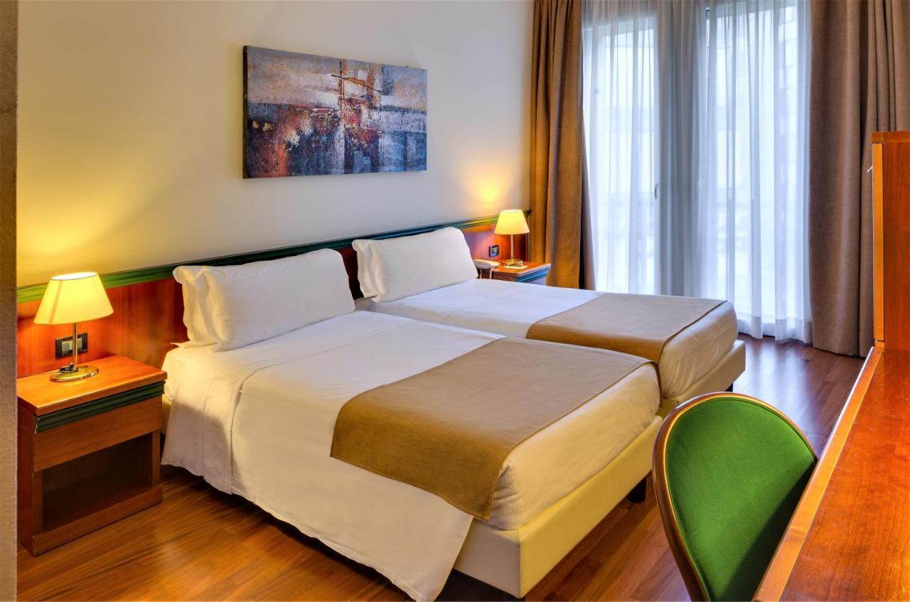 Hotel Raffaello Milano Esterno foto