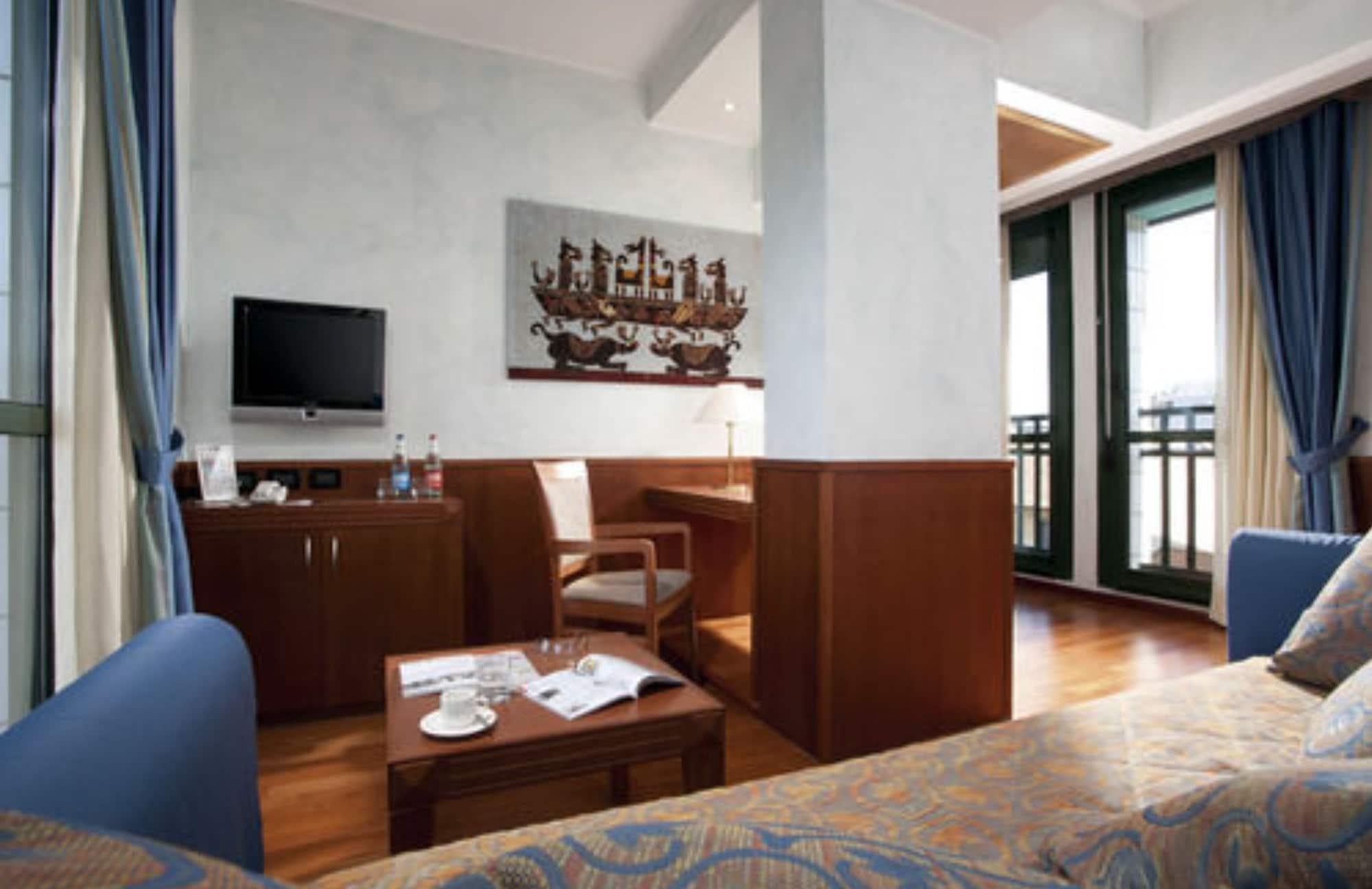 Hotel Raffaello Milano Esterno foto