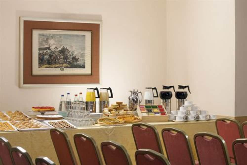Hotel Raffaello Milano Esterno foto