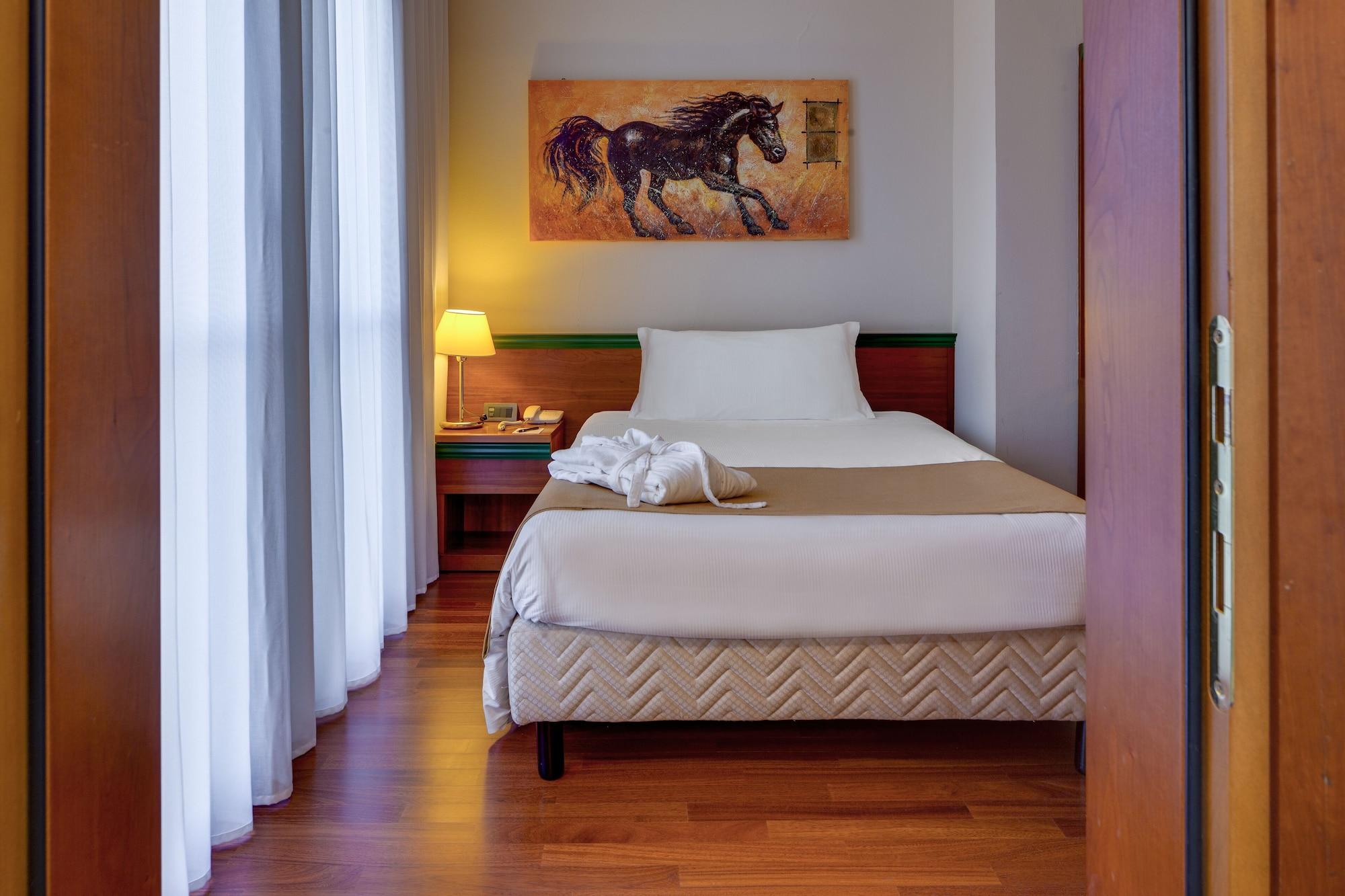 Hotel Raffaello Milano Esterno foto