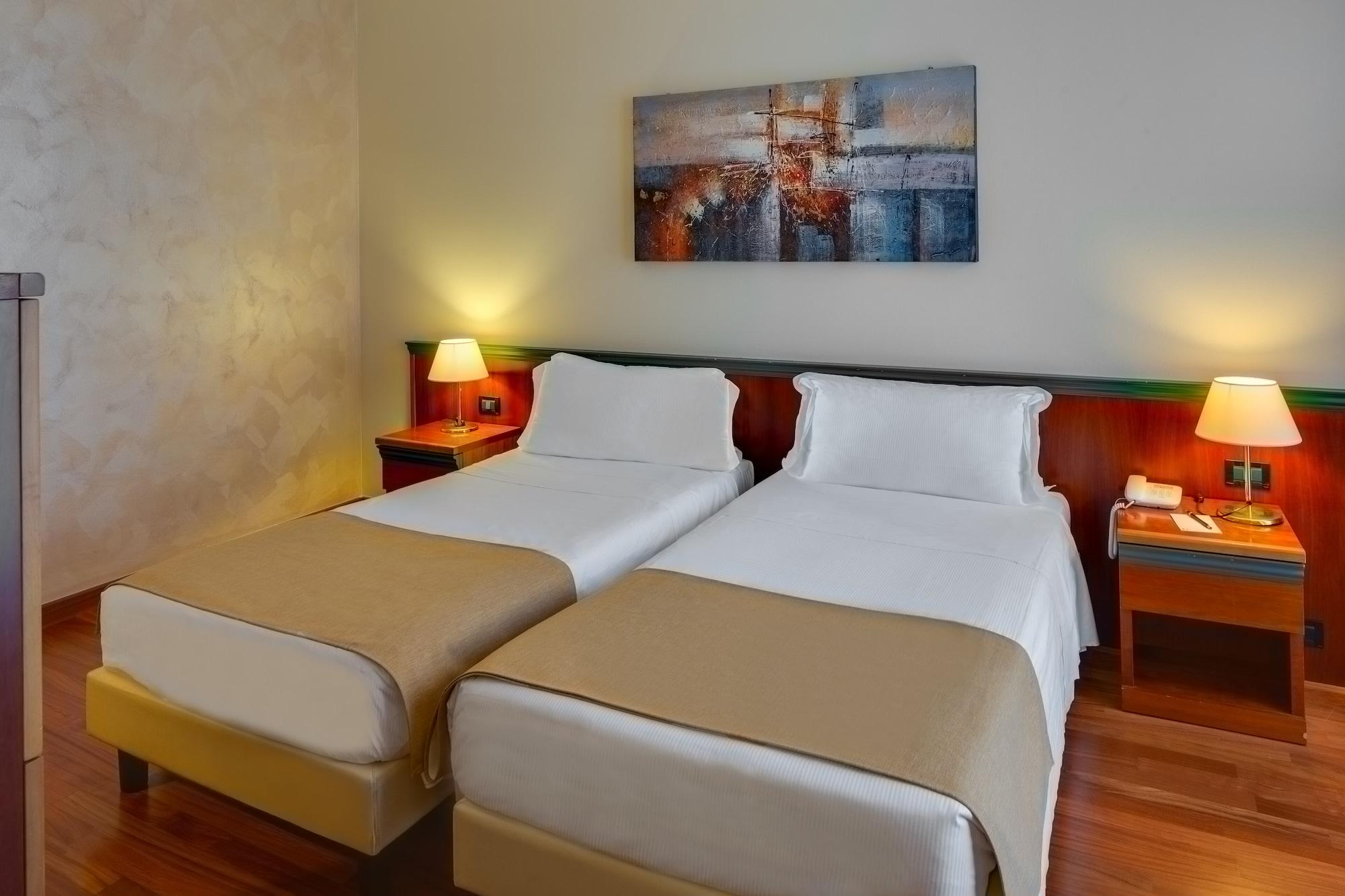 Hotel Raffaello Milano Esterno foto